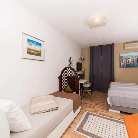 아파트 Stil - With Balcony And Sea View 101